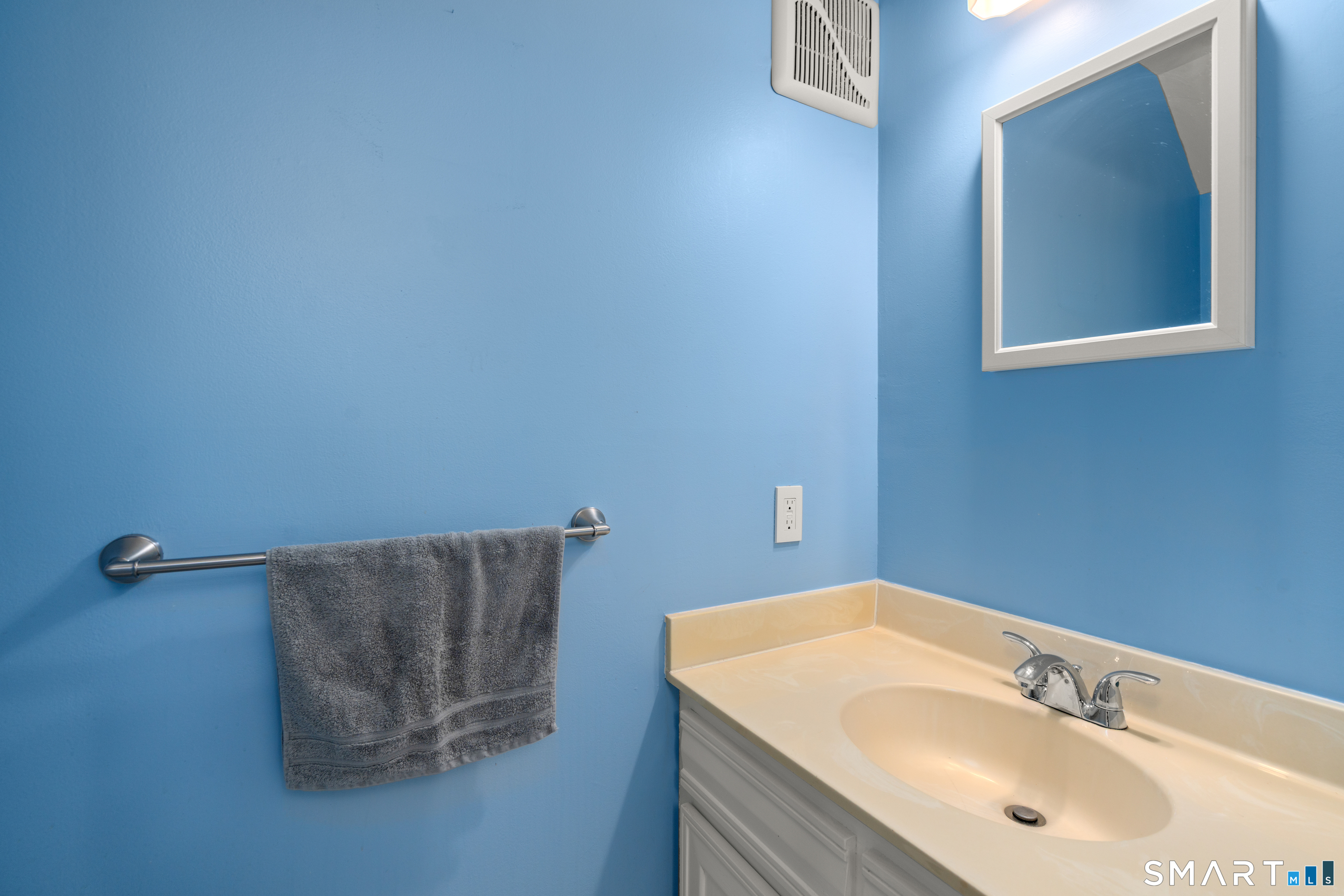 48 Dean Street Stamford CT 06902