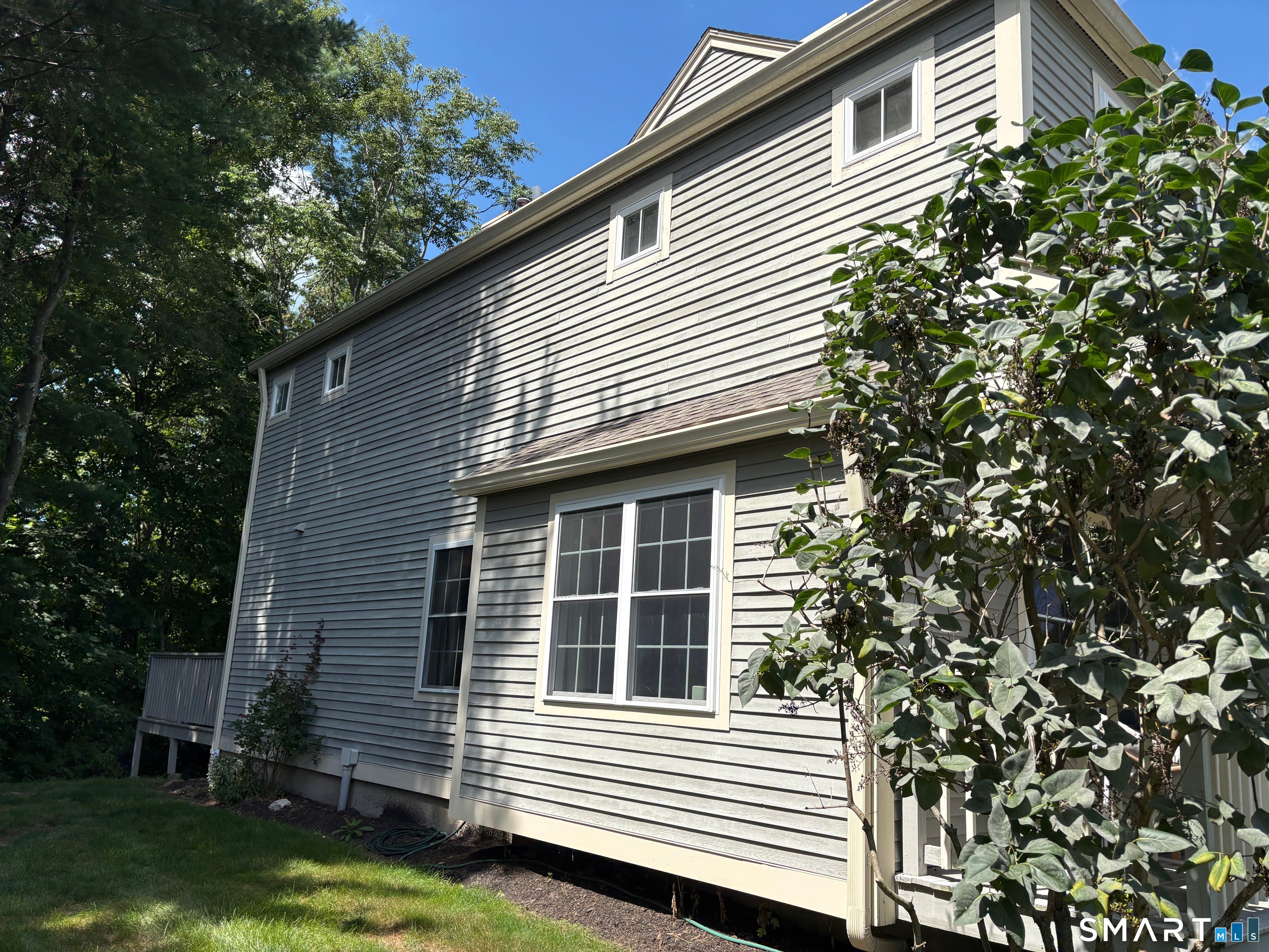 90 Manorwood Drive Branford CT 06405