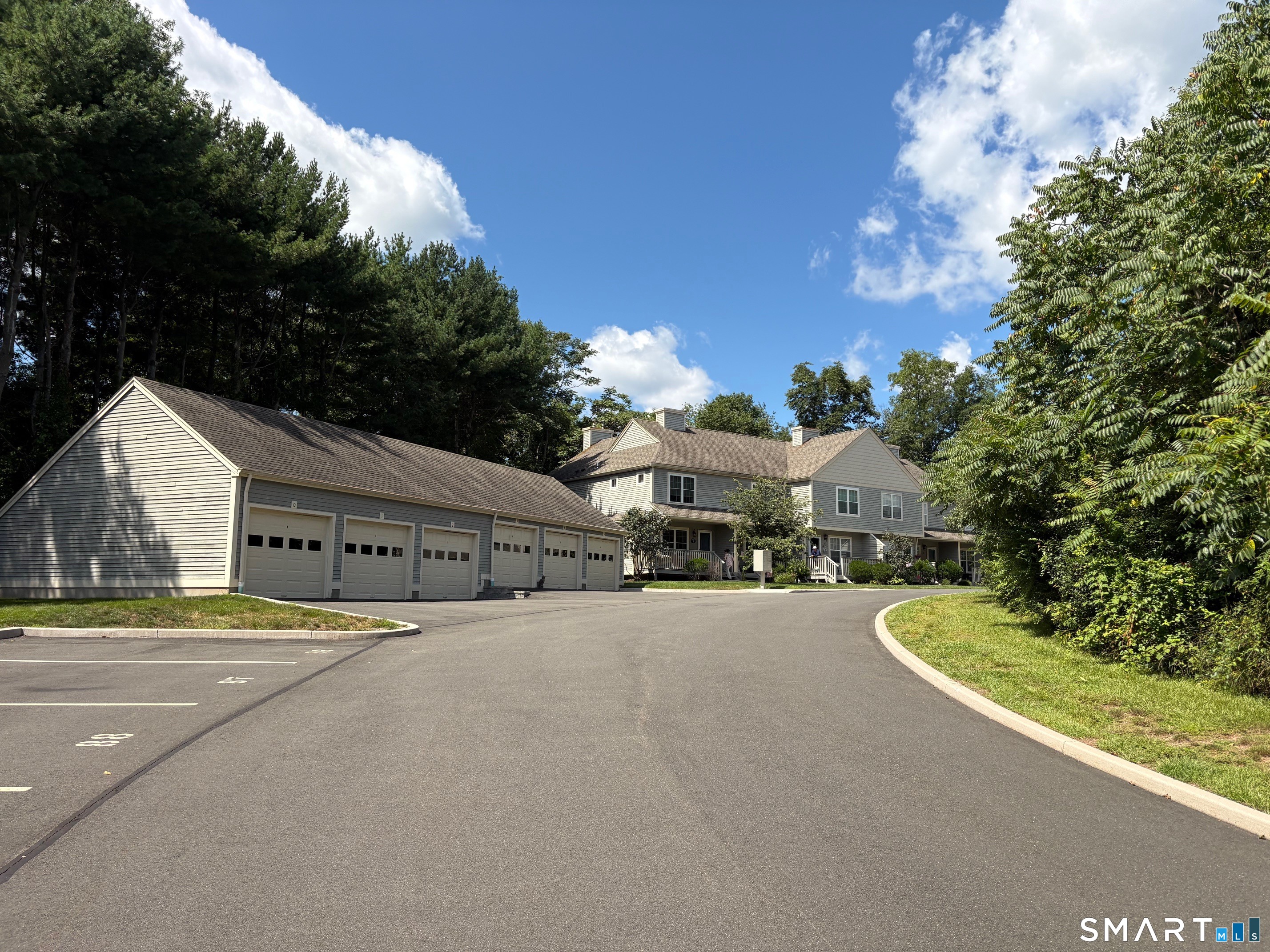 90 Manorwood Drive Branford CT 06405