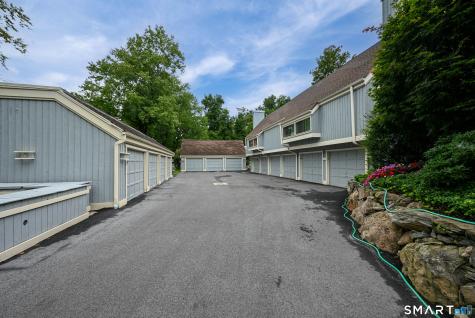 970 Heritage Village Southbury CT 06488
