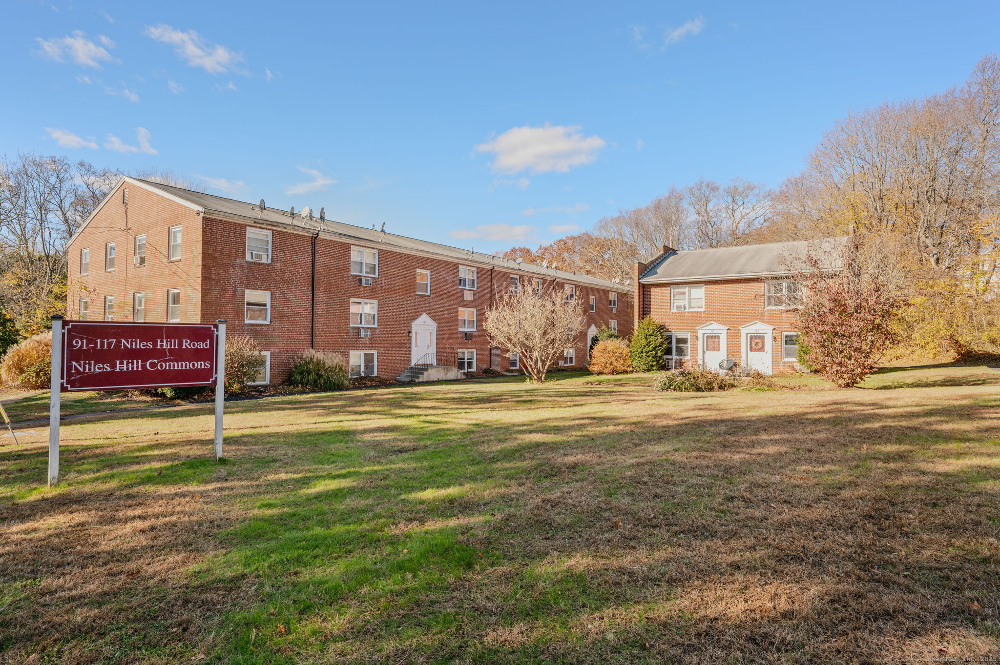 111 Niles Hill Road New London CT 06320