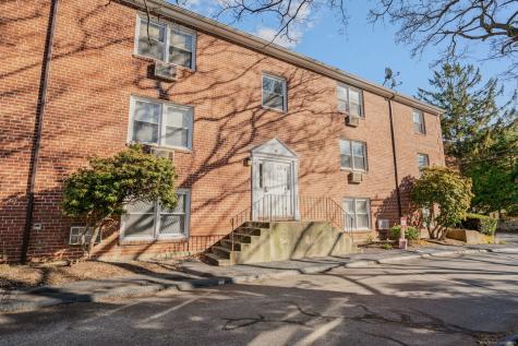 111 Niles Hill Road New London CT 06320