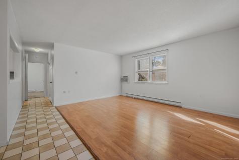 111 Niles Hill Road New London CT 06320