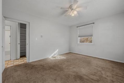 111 Niles Hill Road New London CT 06320