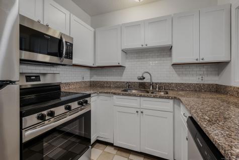 111 Niles Hill Road New London CT 06320