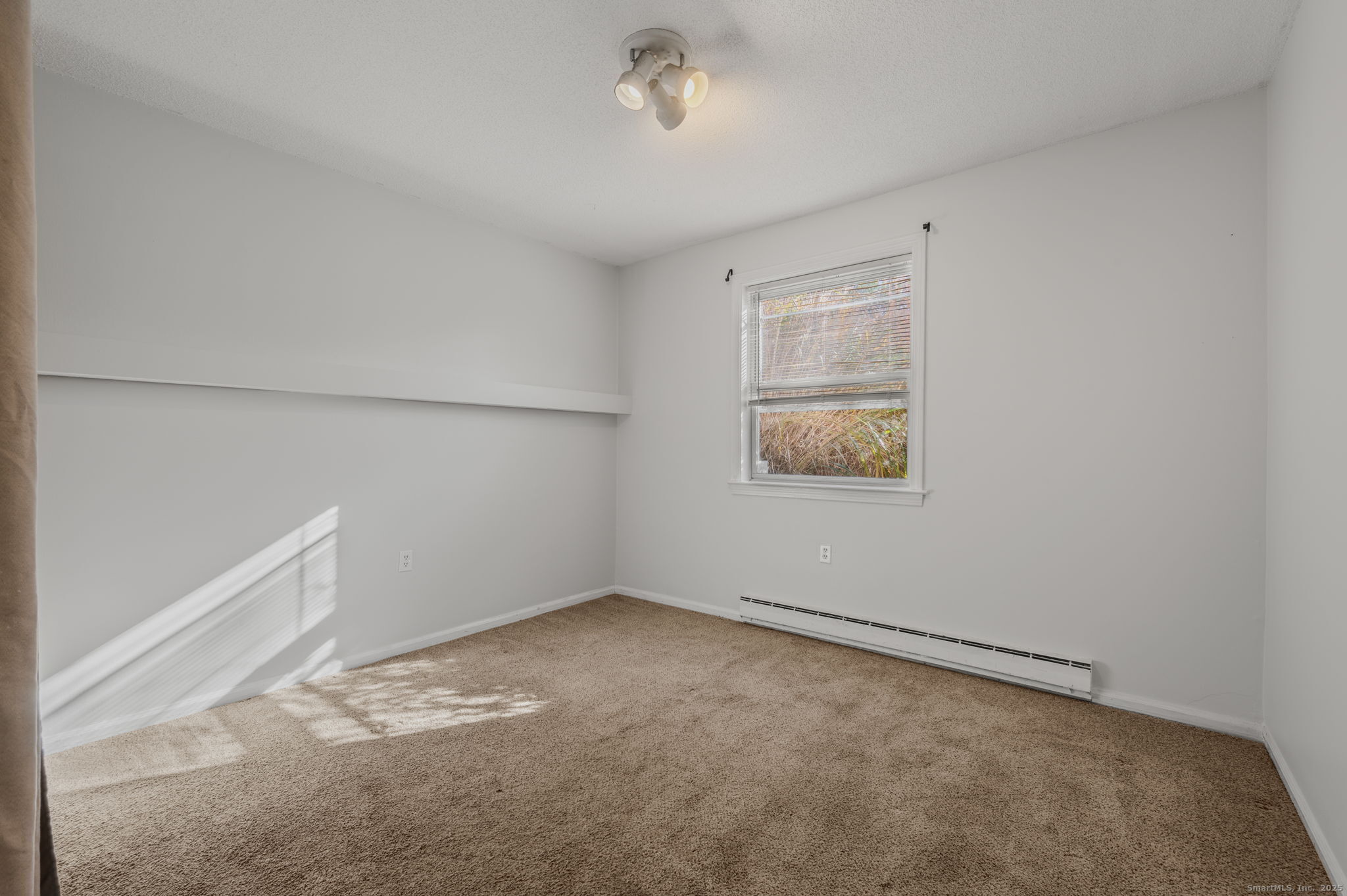 111 Niles Hill Road New London CT 06320