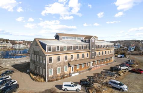 60 Willow Street Stonington CT 06355