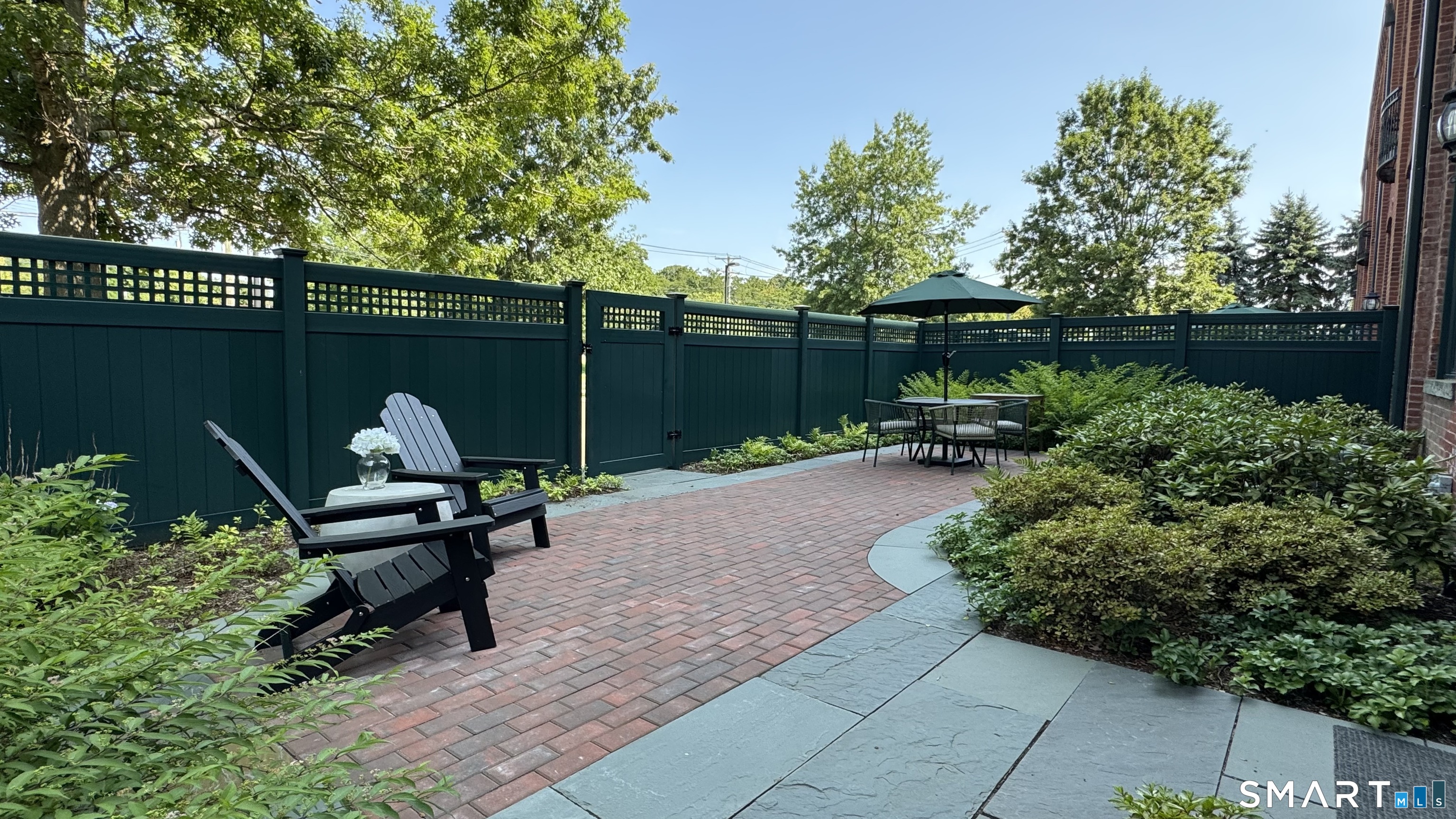 1 Indian Neck Avenue Branford CT 06405