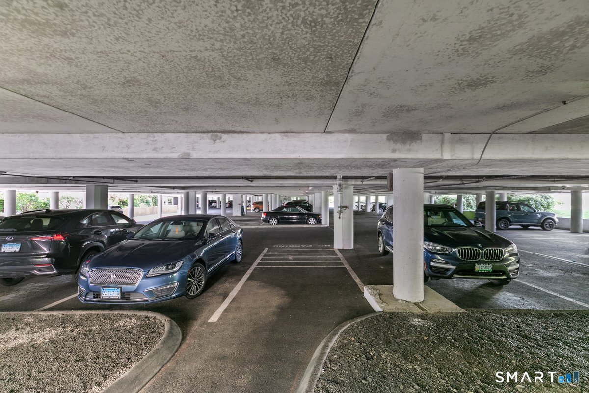 2 Mansfield Grove Road East Haven CT 06512