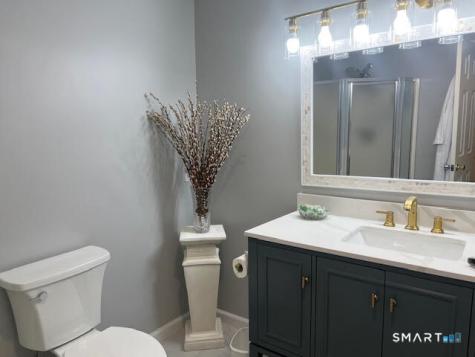 2 Mansfield Grove Road East Haven CT 06512