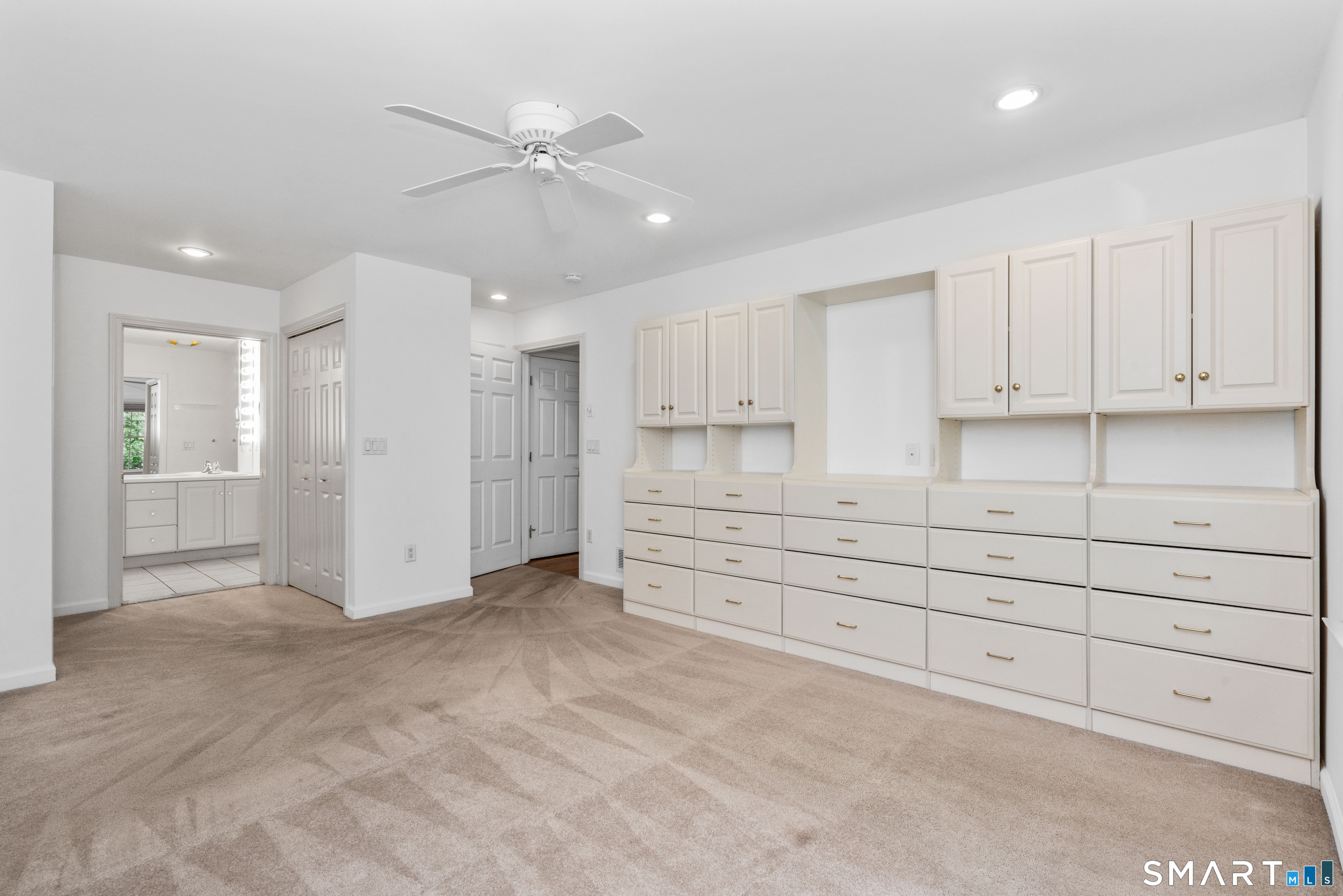 26 Shipston Drive West Hartford CT 06117