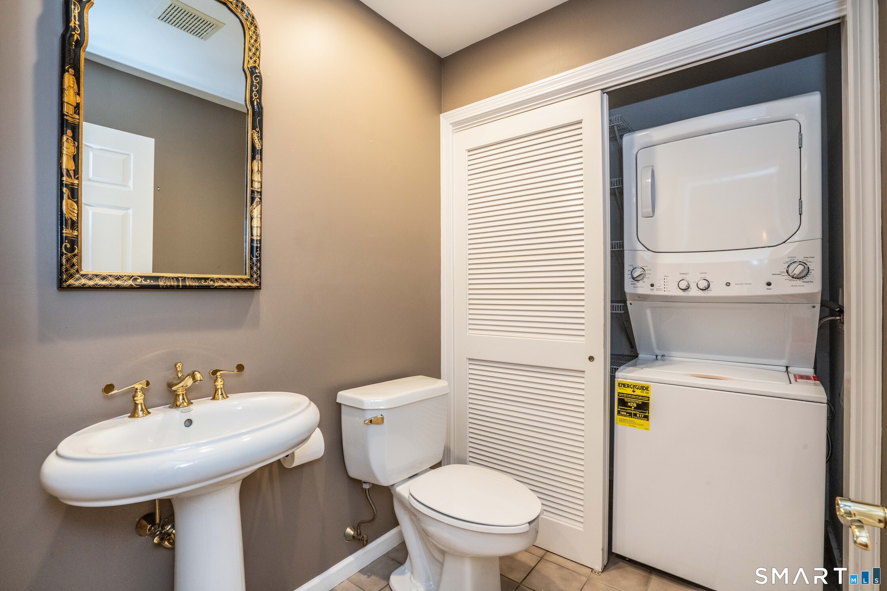 26 Shipston Drive West Hartford CT 06117