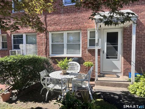 364 Main Street East Haven CT 06512