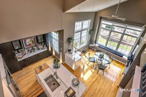 11 Priorwood Gardens Cromwell CT 06416