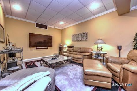 11 Priorwood Gardens Cromwell CT 06416