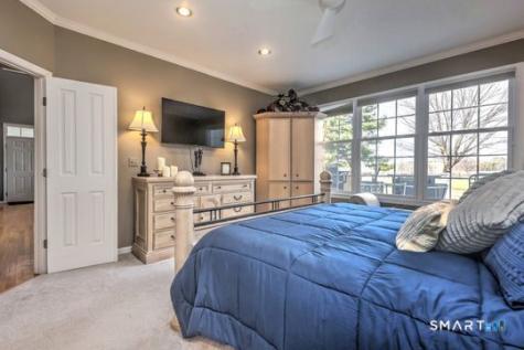 11 Priorwood Gardens Cromwell CT 06416
