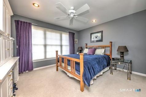11 Priorwood Gardens Cromwell CT 06416