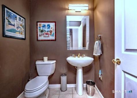 11 Priorwood Gardens Cromwell CT 06416