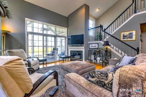11 Priorwood Gardens Cromwell CT 06416