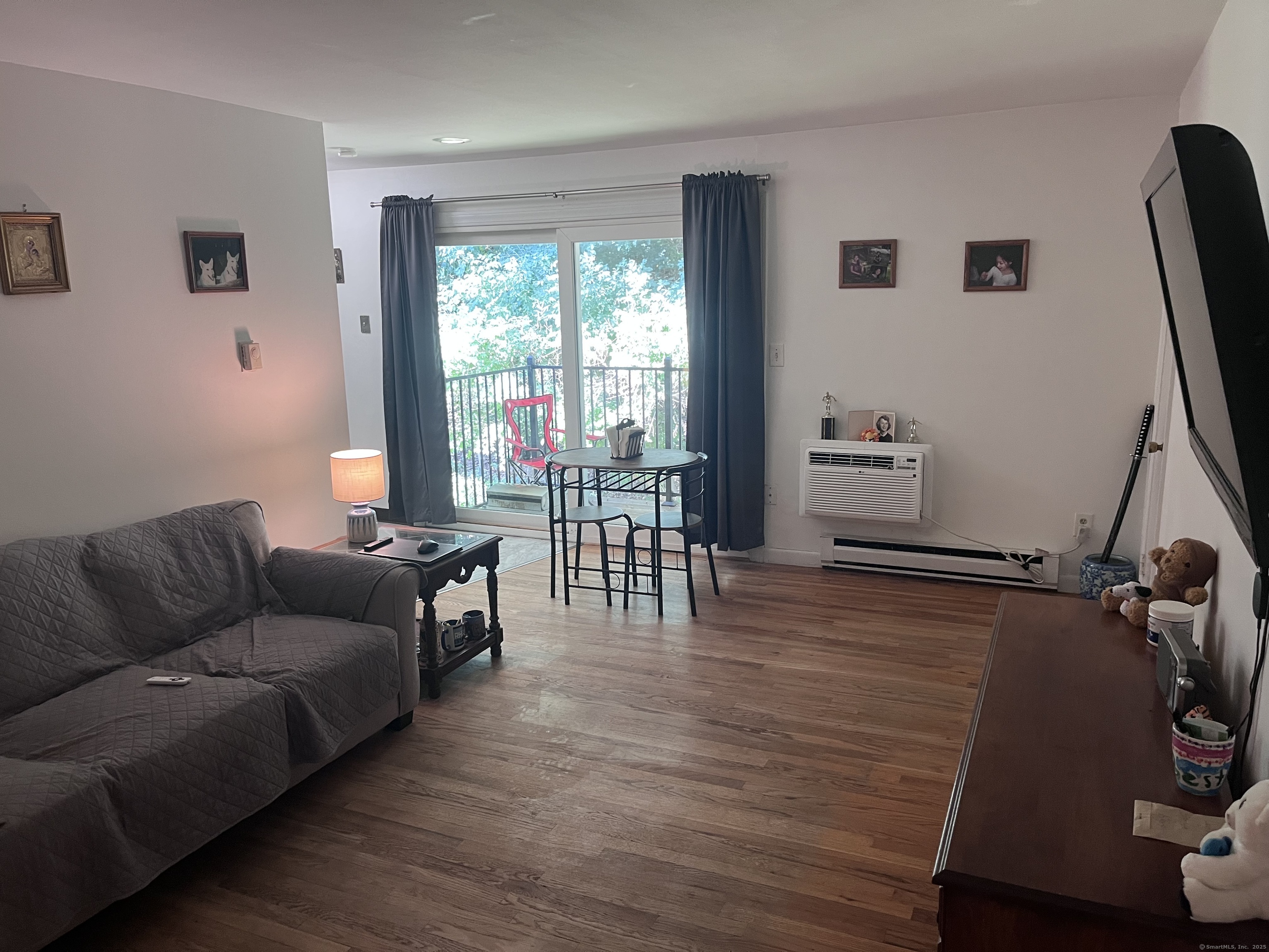 1622 Farmington Avenue Farmington CT 06085