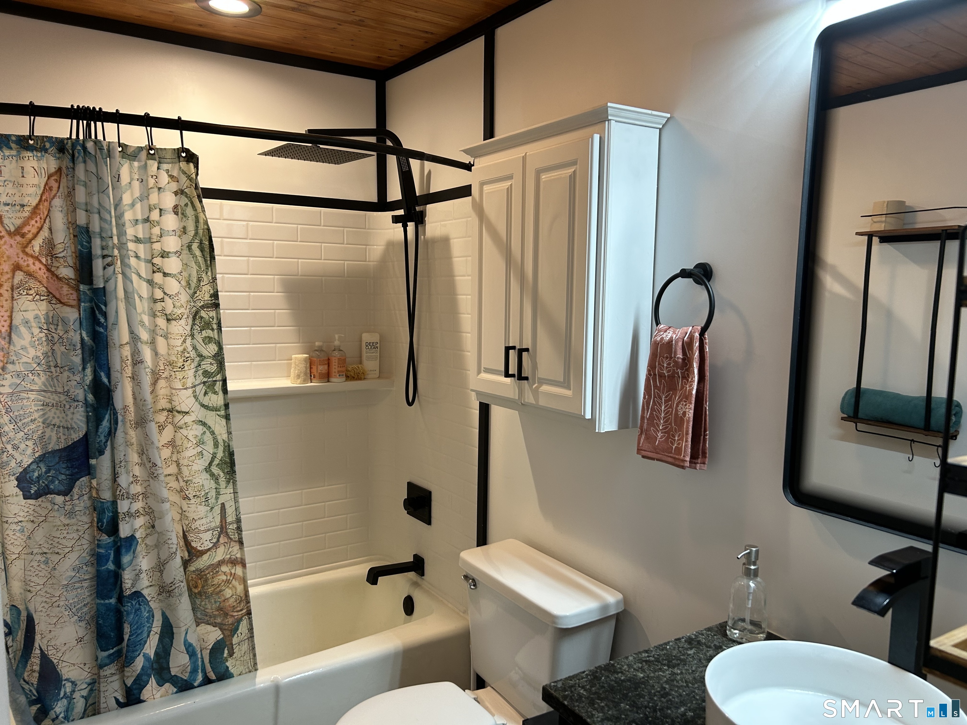 11 King Arthur Drive East Lyme CT 06357