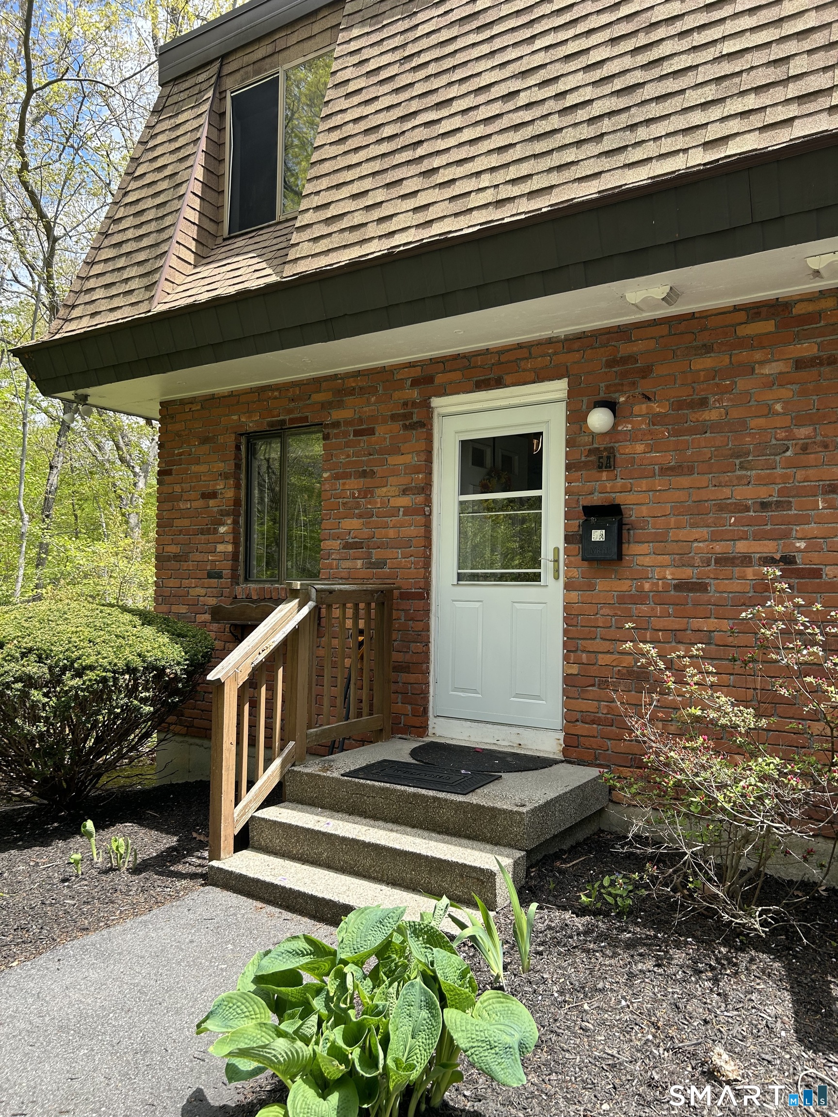 11 King Arthur Drive East Lyme CT 06357