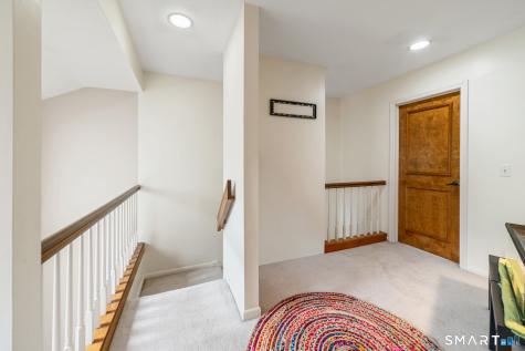 2 Whirling Dun Canton CT 06019