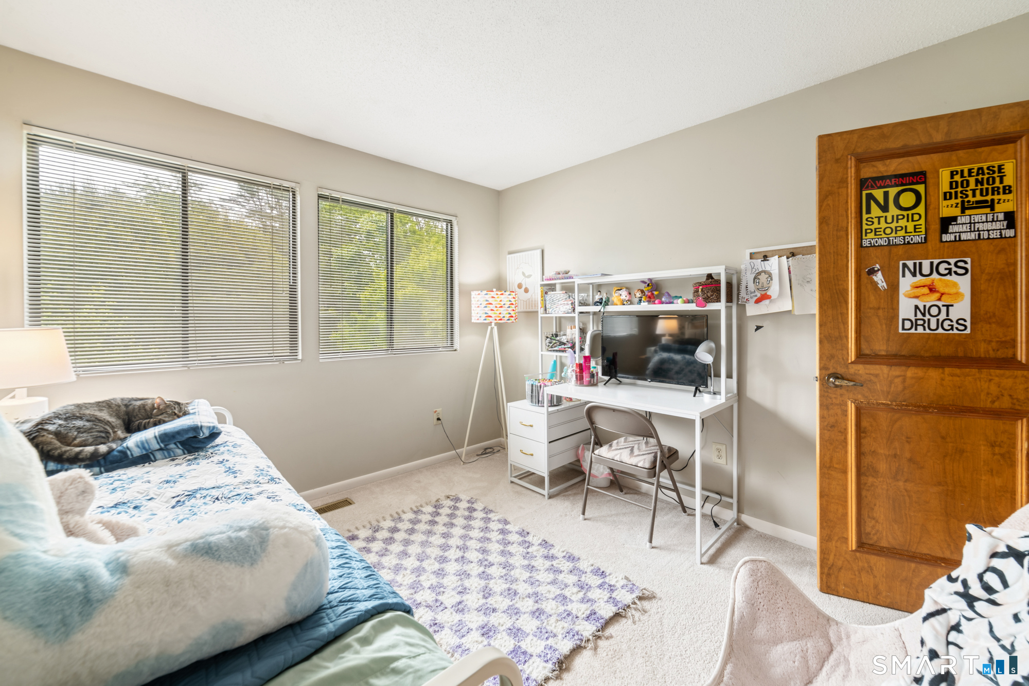 2 Whirling Dun Canton CT 06019