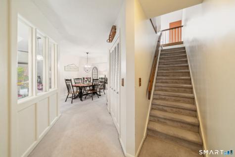 2 Whirling Dun Canton CT 06019