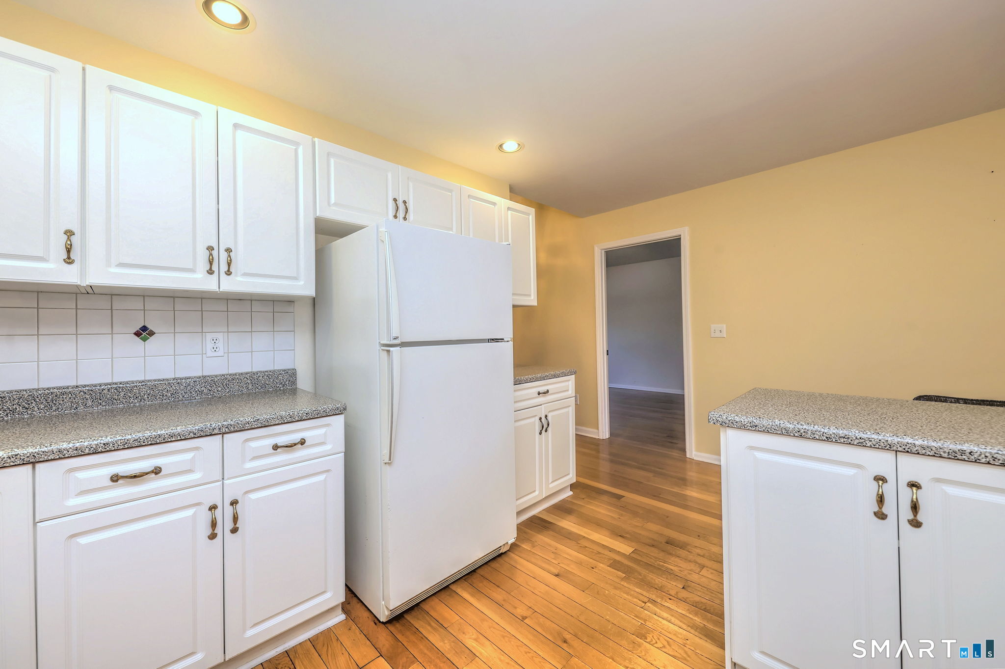 65 Elizabeth Circle Newtown CT 06482