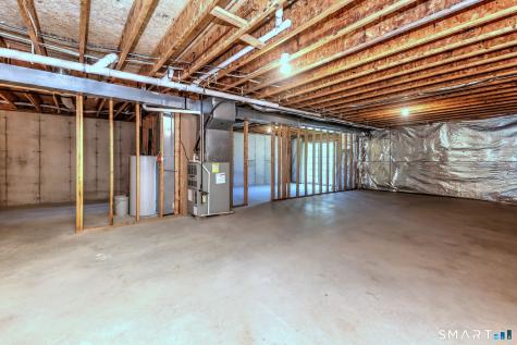 65 Elizabeth Circle Newtown CT 06482