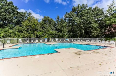 198 Carriage Crossing Lane Middletown CT 06457