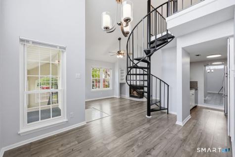 198 Carriage Crossing Lane Middletown CT 06457