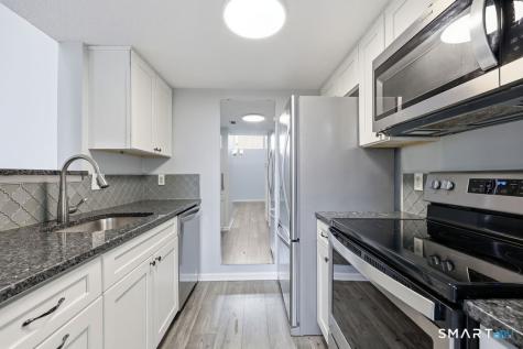 198 Carriage Crossing Lane Middletown CT 06457