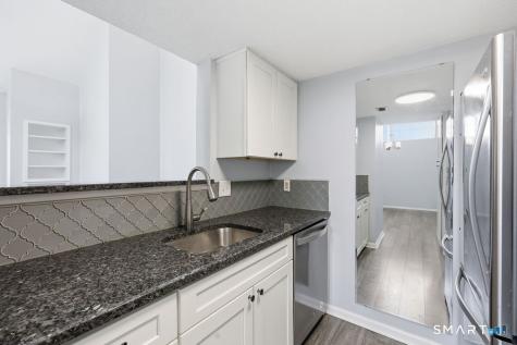 198 Carriage Crossing Lane Middletown CT 06457