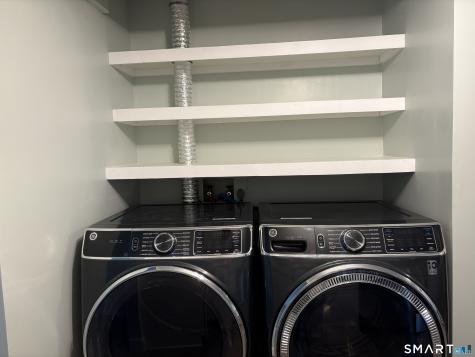 20 Lakeside Drive Ledyard CT 06339