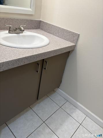 20 Lakeside Drive Ledyard CT 06339