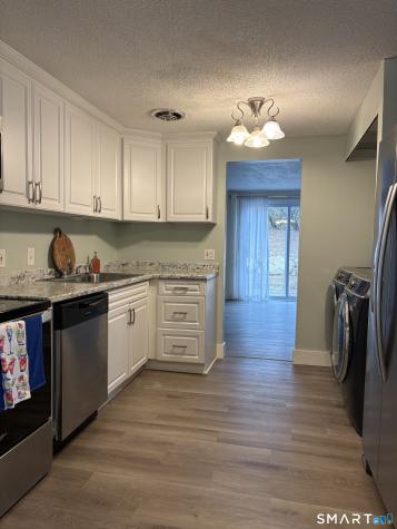 20 Lakeside Drive Ledyard CT 06339