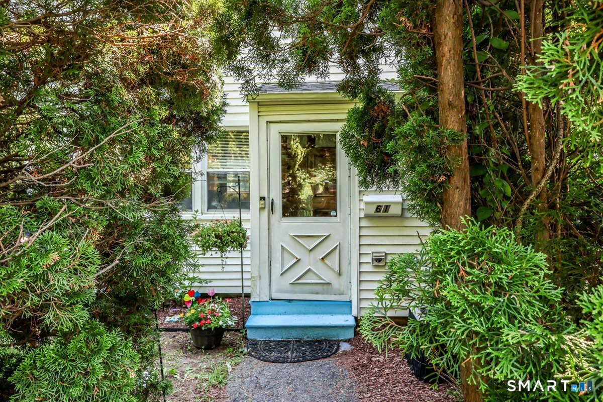 61 Fisher Court Stratford CT 06614