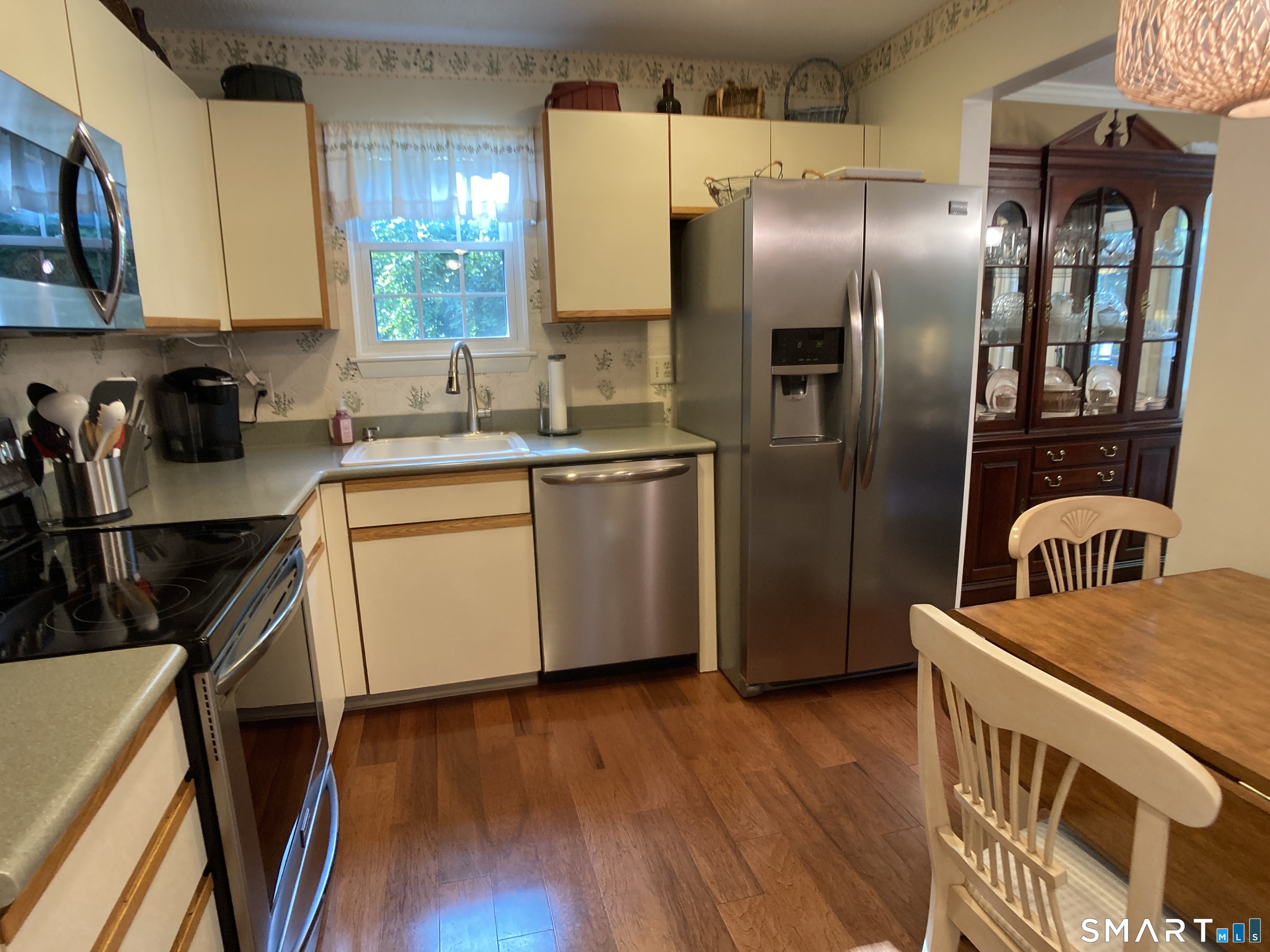 104 Redstone Circle Rocky Hill CT 06067