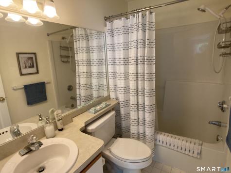 104 Redstone Circle Rocky Hill CT 06067
