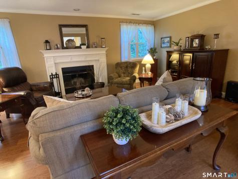 104 Redstone Circle Rocky Hill CT 06067