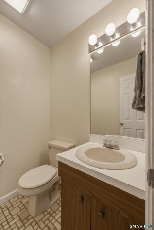 330 Conestoga Way Glastonbury CT 06033
