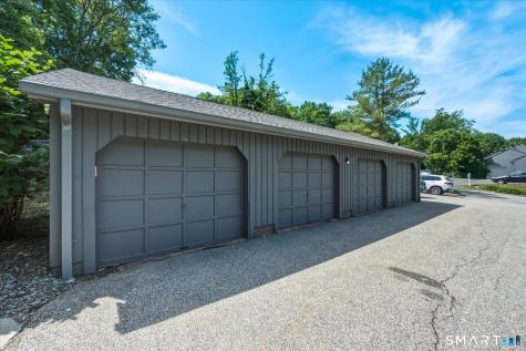330 Conestoga Way Glastonbury CT 06033