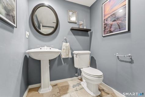 11 Willow Lane Avon CT 06001