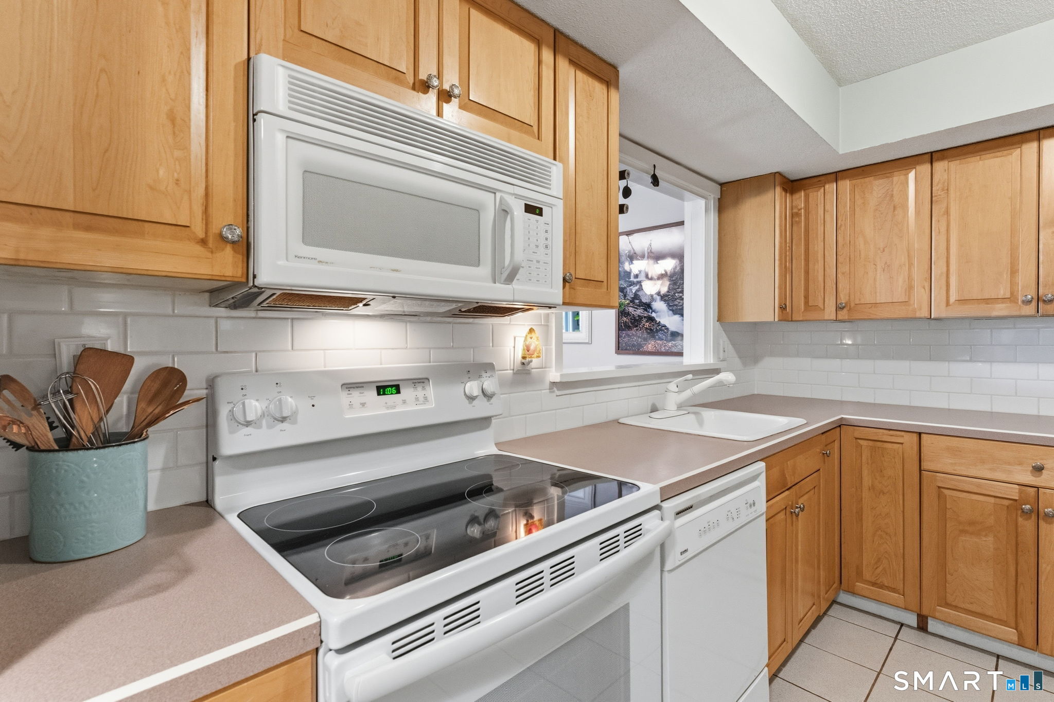 11 Willow Lane Avon CT 06001