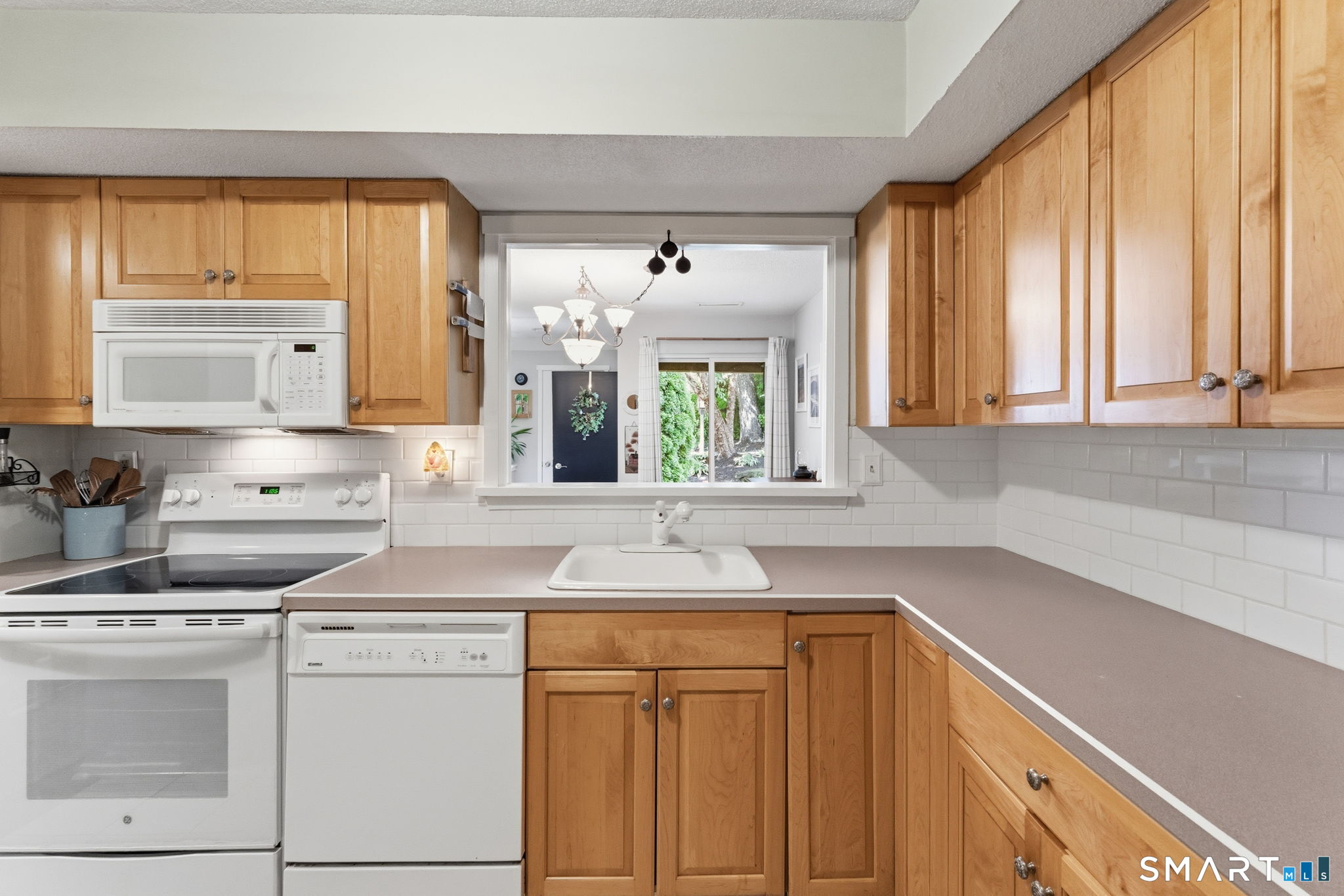 11 Willow Lane Avon CT 06001