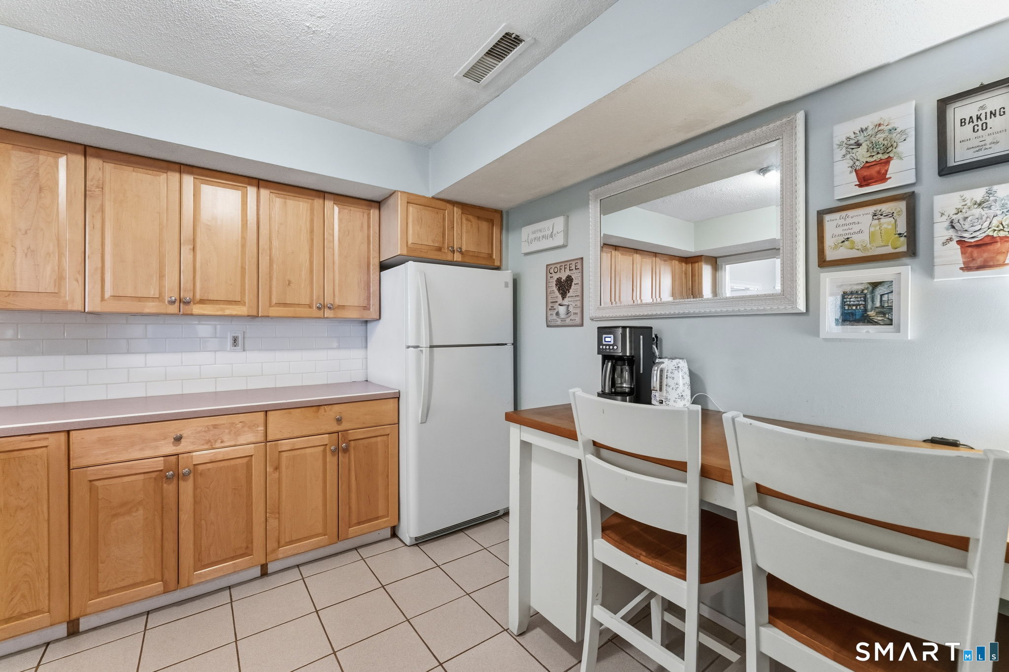 11 Willow Lane Avon CT 06001