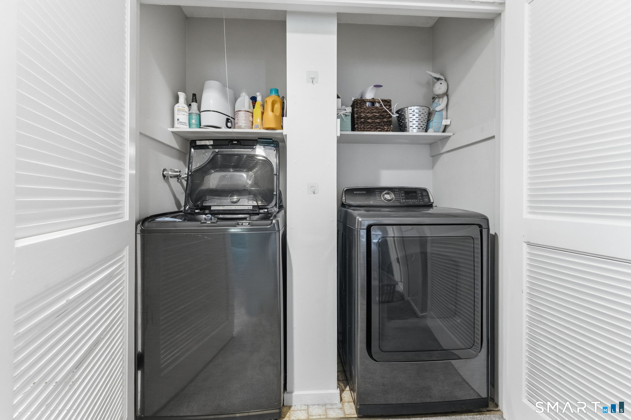 11 Willow Lane Avon CT 06001