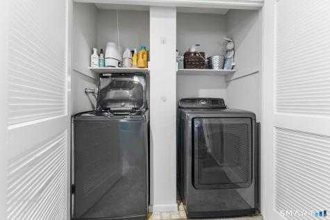 11 Willow Lane Avon CT 06001